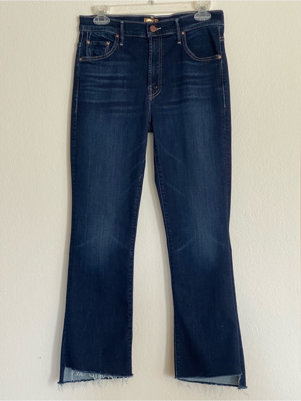 MOTHER The Insider Crop Step Fray Jeans Off Limits Size 29